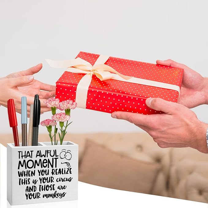 Bosses Day Gifts for Women Men Manager Funny Office Decor for Women Wooden Pencil Holder National Boss Day Decorations Gifts for Supervisor Leader HR Men Manager Coworker Office Desk Decor A 01