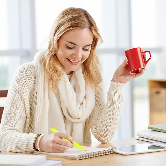 Vitoler Fluorescent Yellow Highlighters,10 Pack Bright Color Chisel tip Highlighters for Adults Kids in the Home School Office