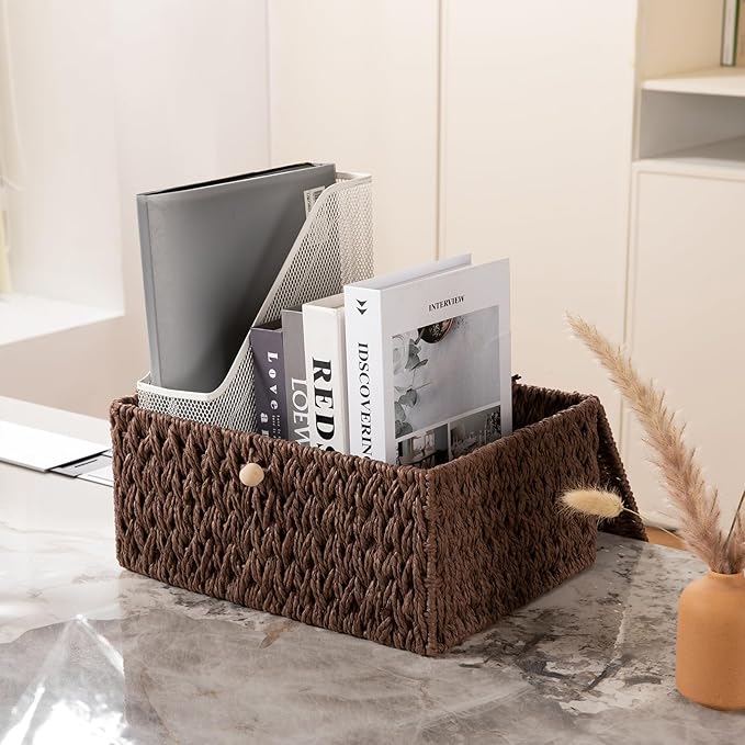 OIAHOMY Wicker Storage Basket with Lid & Lock, Lidded Storage Bins, Decorative Baskets for Organizing, Set of 2-Brown