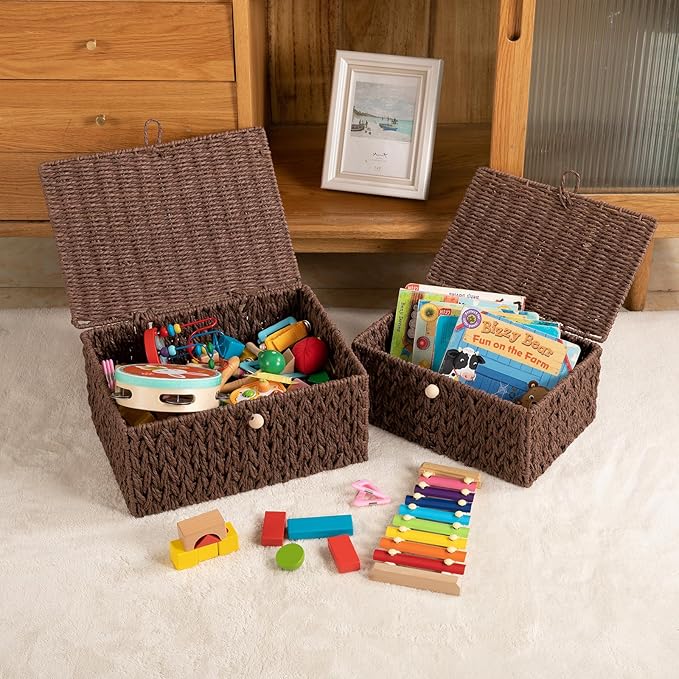 OIAHOMY Wicker Storage Basket with Lid & Lock, Lidded Storage Bins, Decorative Baskets for Organizing, Set of 2-Brown