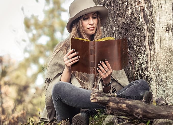 Leather Journal Notebook for Men & Women Daily Vintage Leather Bound Journal Travel Notebook 200 Deckle Lined Paper Diary Writing Journal Travelers Scrapbook Poetry Sketchbook Small Leather Gifts with